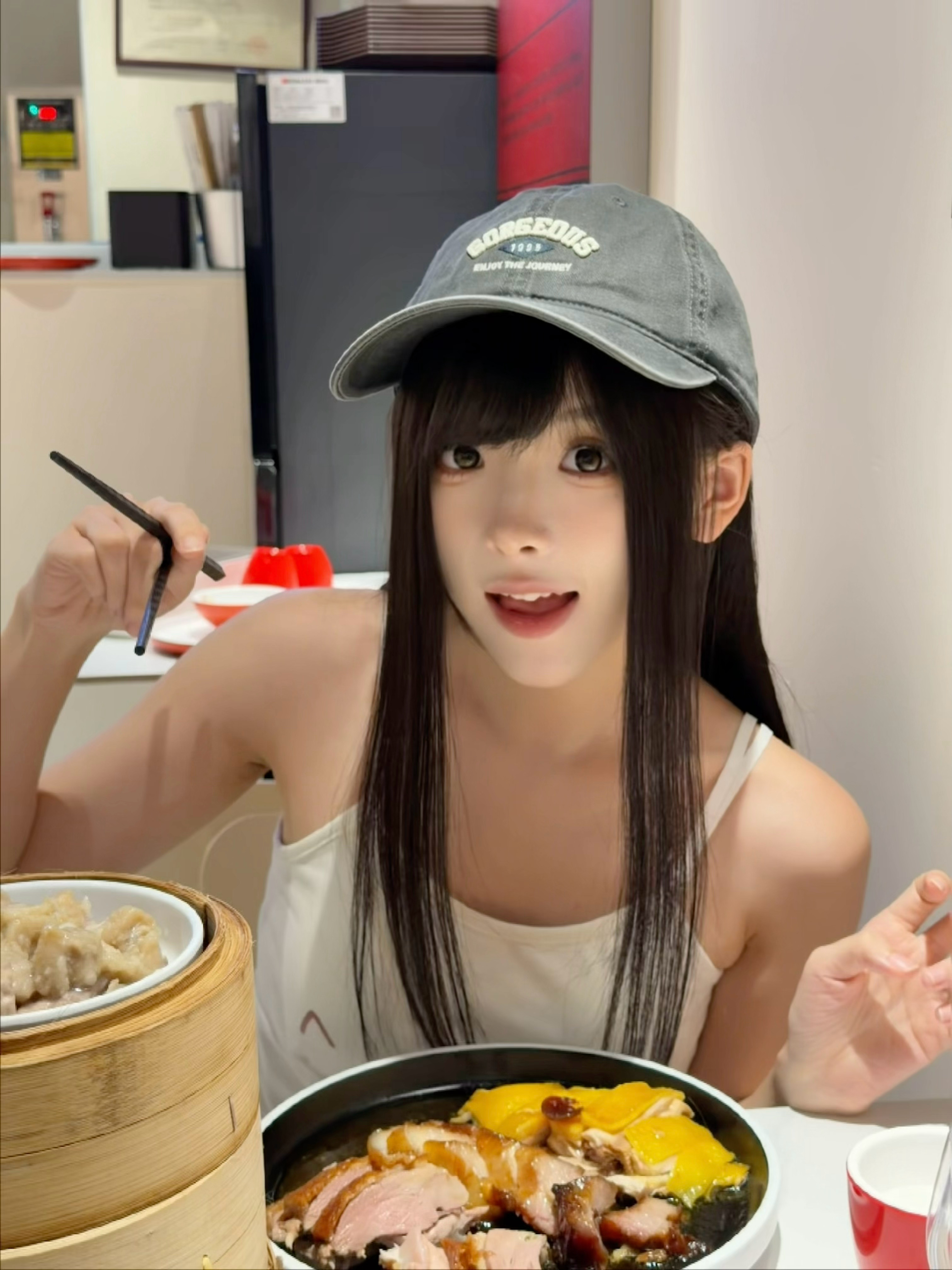 b160f908gy1ig9c9hfnovj22c03407wh.jpg